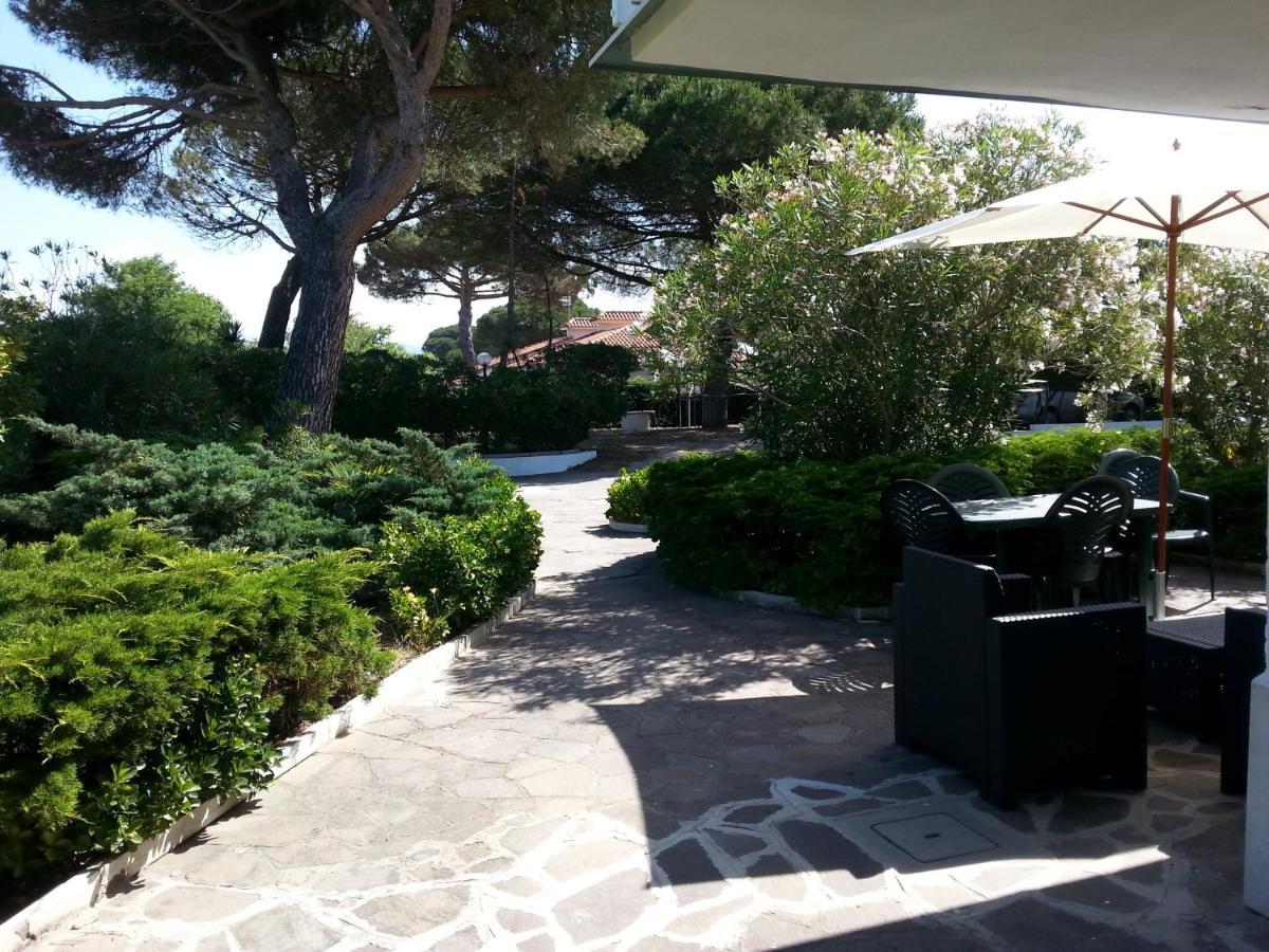 Appartamento In Villa Valentini, Fronte Mare, Giardino E Parcheggio Privato, Wifi, Dotato Di Tutti I Confort, Nel Golfo Di Gaeta Minturno Extérieur photo