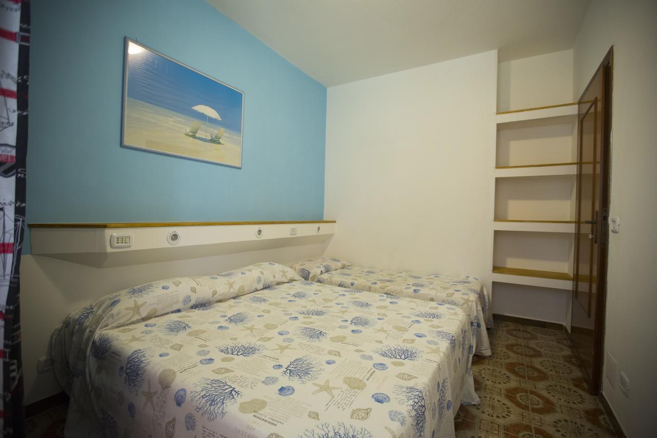 Appartamento In Villa Valentini, Fronte Mare, Giardino E Parcheggio Privato, Wifi, Dotato Di Tutti I Confort, Nel Golfo Di Gaeta Minturno Extérieur photo