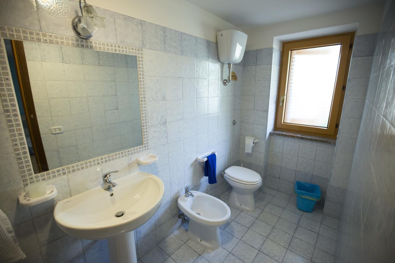Appartamento In Villa Valentini, Fronte Mare, Giardino E Parcheggio Privato, Wifi, Dotato Di Tutti I Confort, Nel Golfo Di Gaeta Minturno Extérieur photo